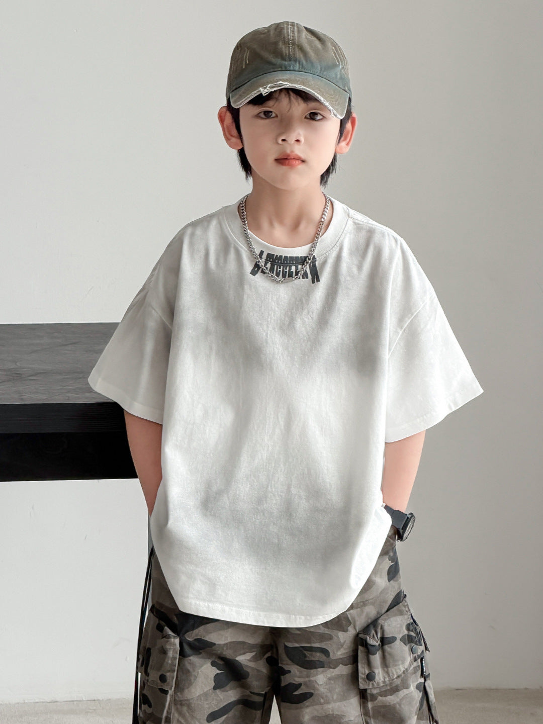 Boy's Short-sleeved Wear Loose Top Half Sleeve Trendy Children's T-shirt