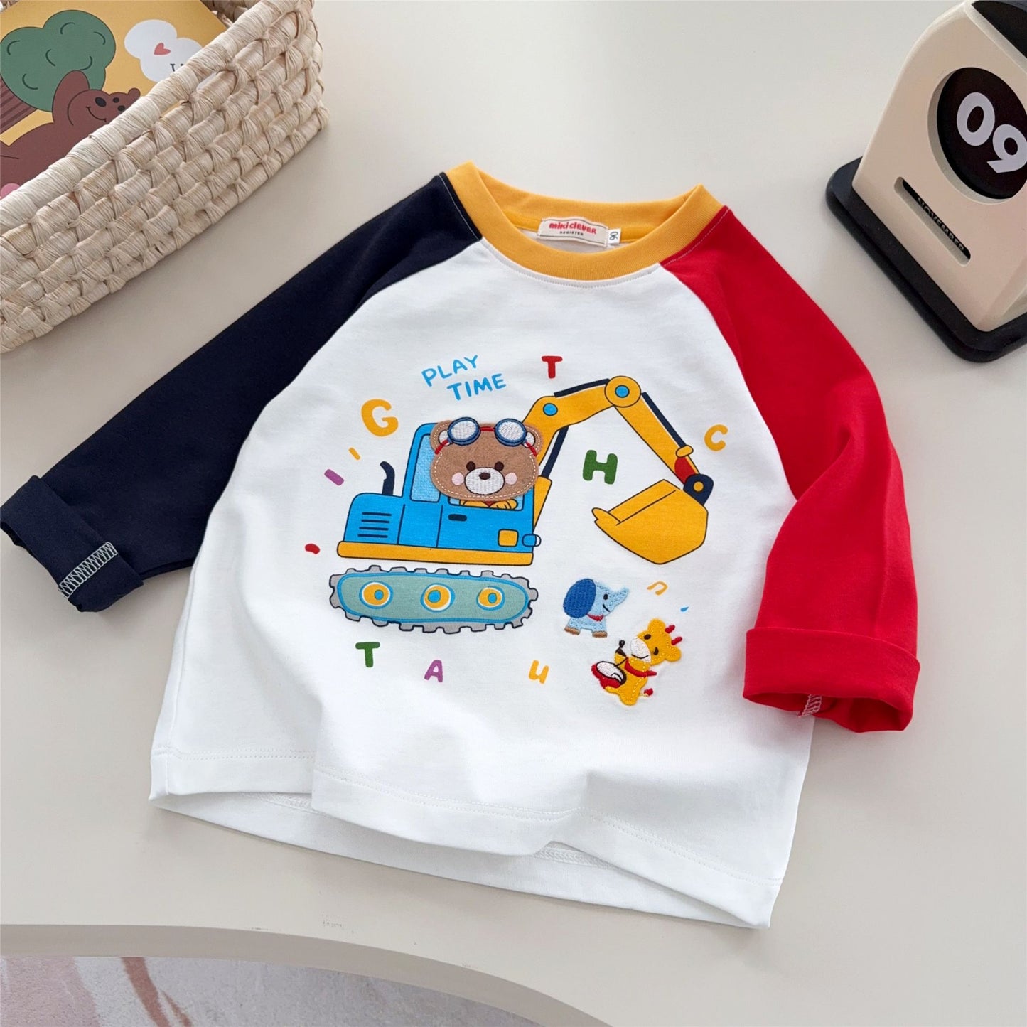 Children's Wear Long Sleeve Spring Boys Bear Excavator Two-color Children's T-shirt