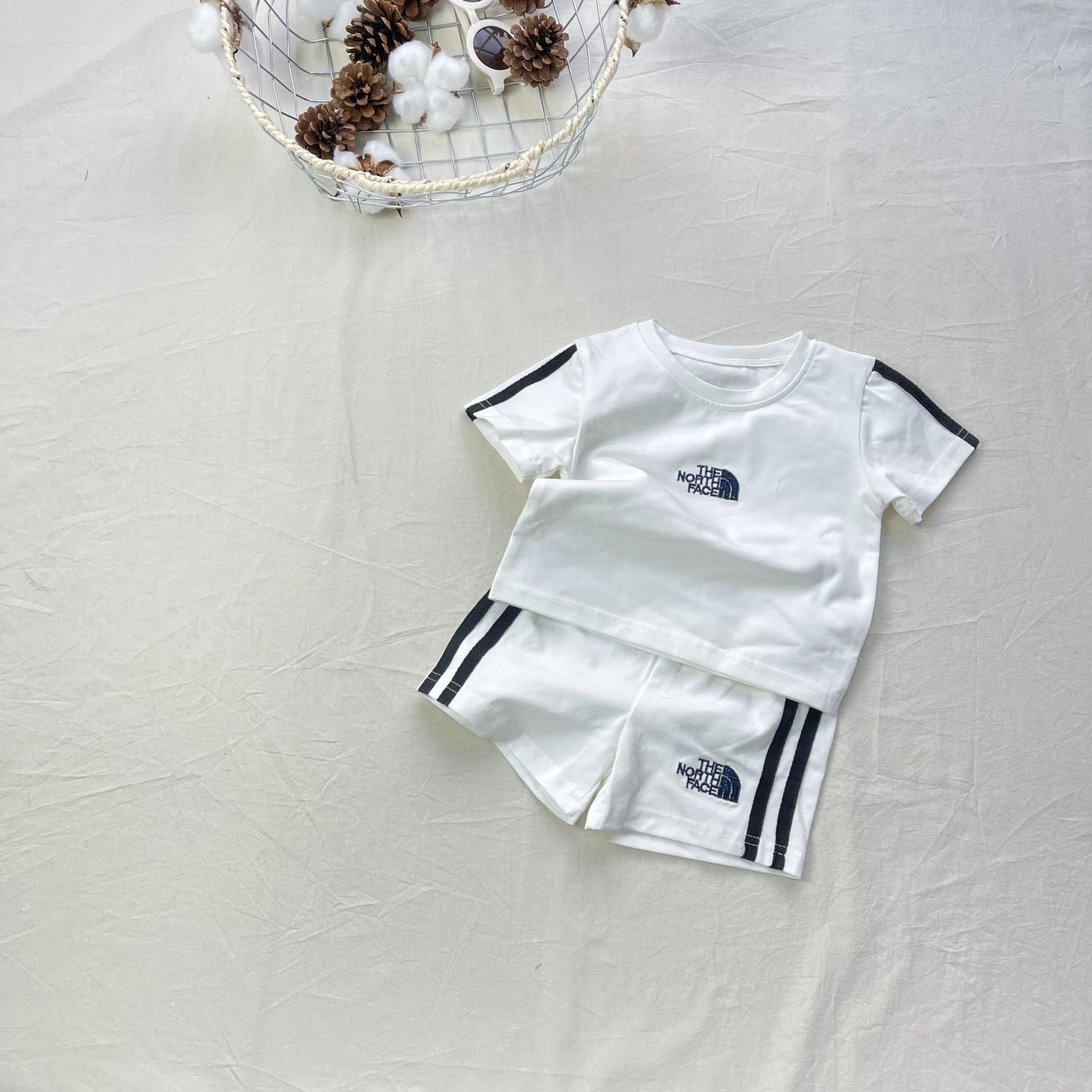 Women's & Men's Summer Short-sleeved Shorts T-shirt Sports Two-piece Set Pure Color Children's Suit