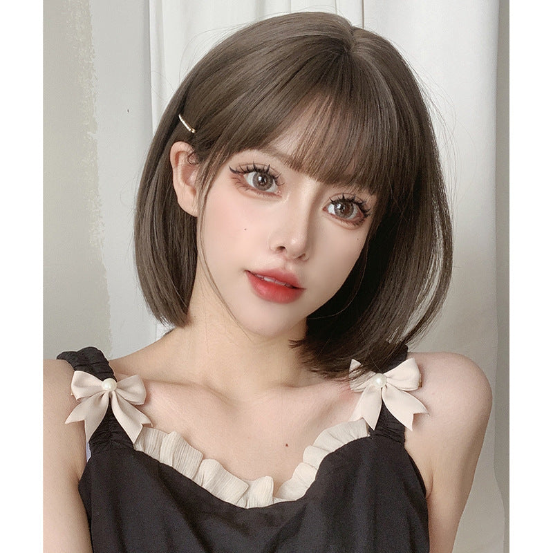 Women's Round Face Trimming Full Head Realistic Wig Short Straight Hair