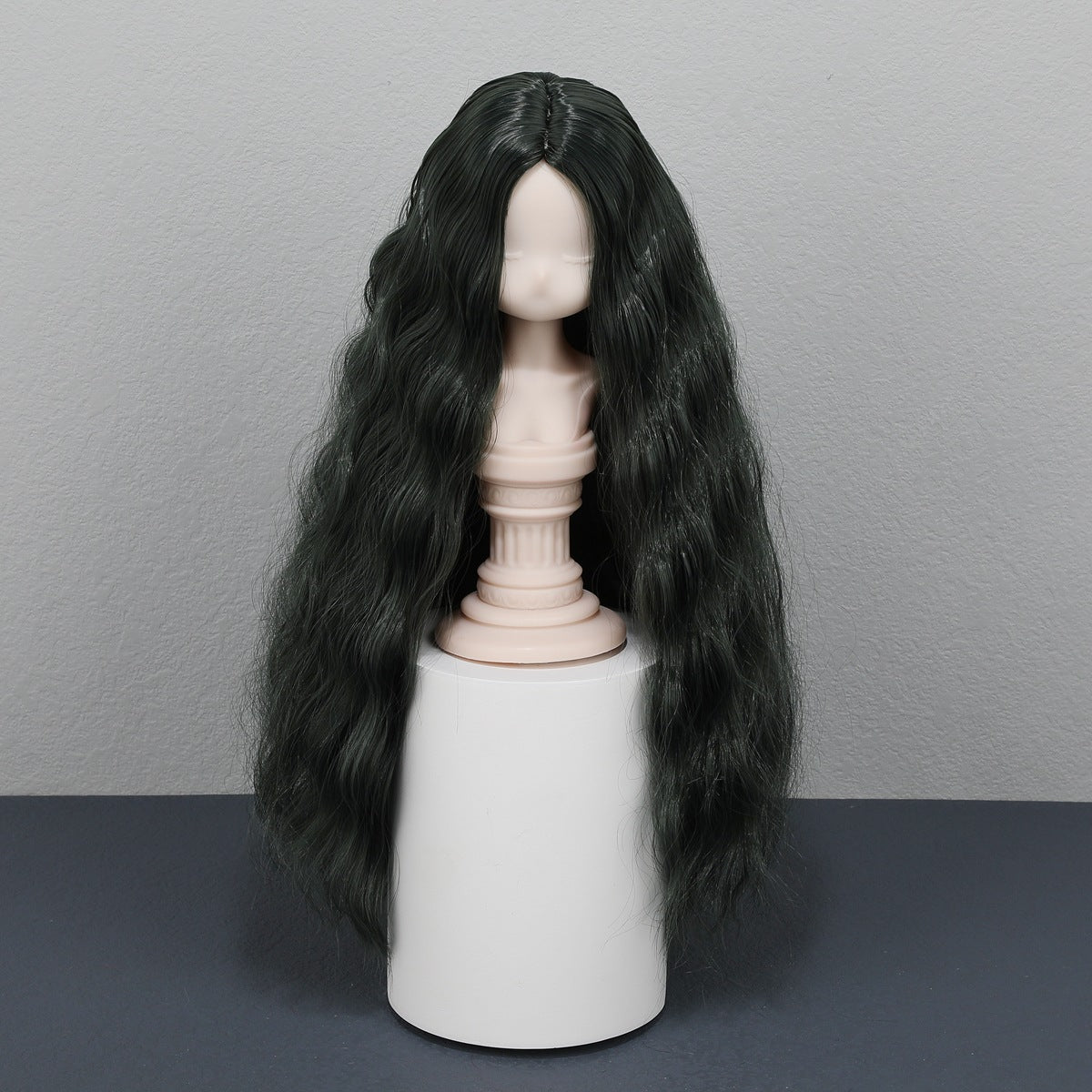Queen Doll Points Soft Silk Handmade Cos Wig
