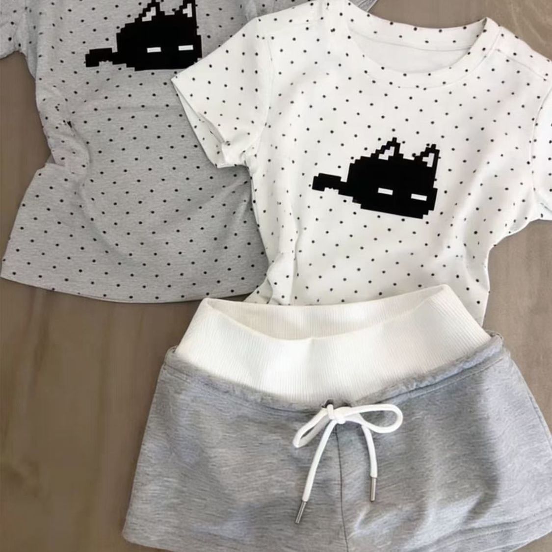 Children's Summer Shirt Short-sleeved Polka Dot Printed Middle Big Shoulder Children's T-shirt