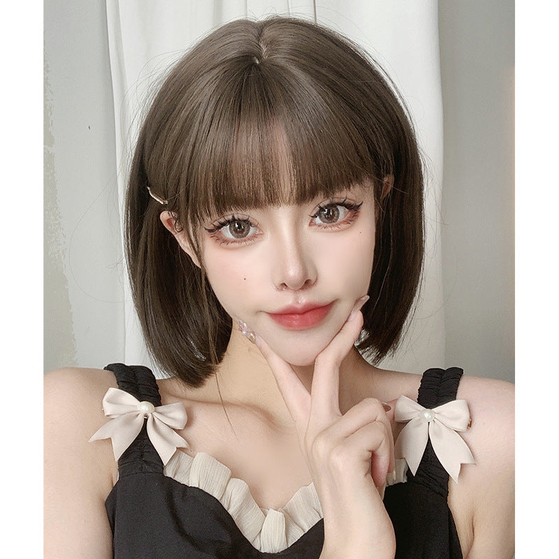 Women's Round Face Trimming Full Head Realistic Wig Short Straight Hair