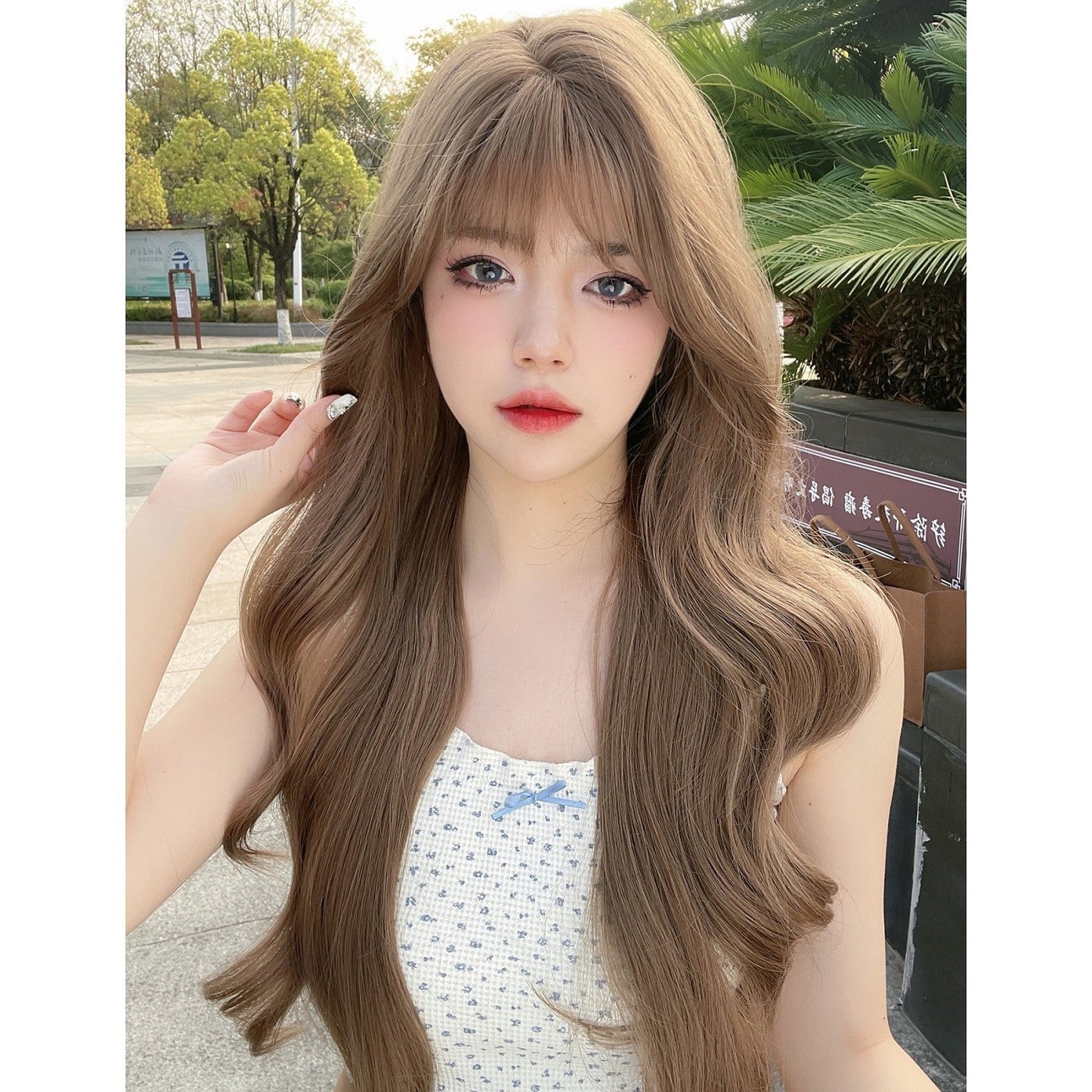 Women's Fashion Sweet Cute Light Flaxen Natural Realistic Wig Long Curls