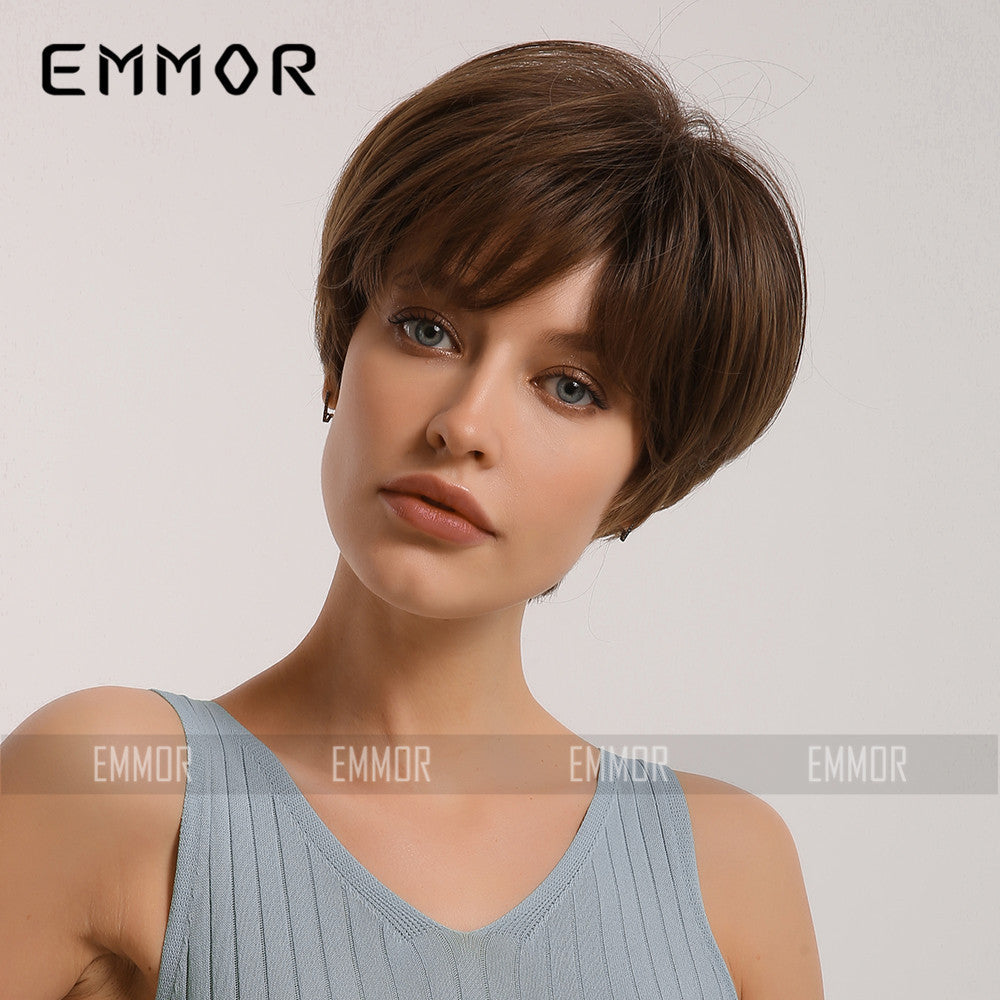 Women's Black Gradient Golden Chemical Fiber Wig Short Straight Hair