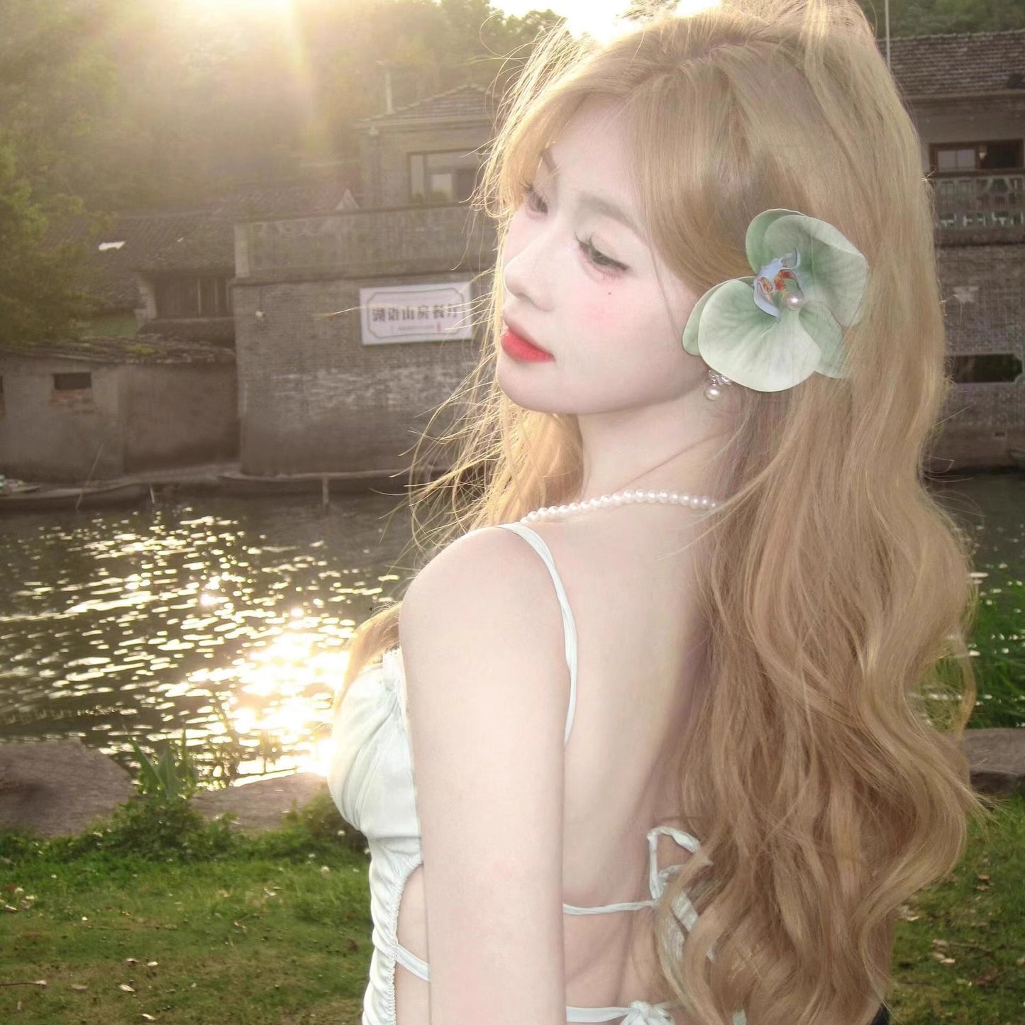 Women's Hair White Gold Color Mid-length Bangs Wig Long Curls