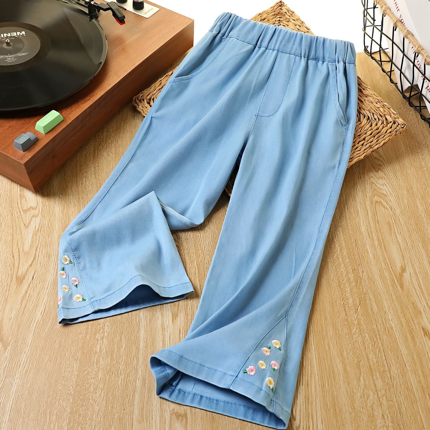 Children's Domestic Sales Denim Stitching Small Flower Embroidery Children's Pants