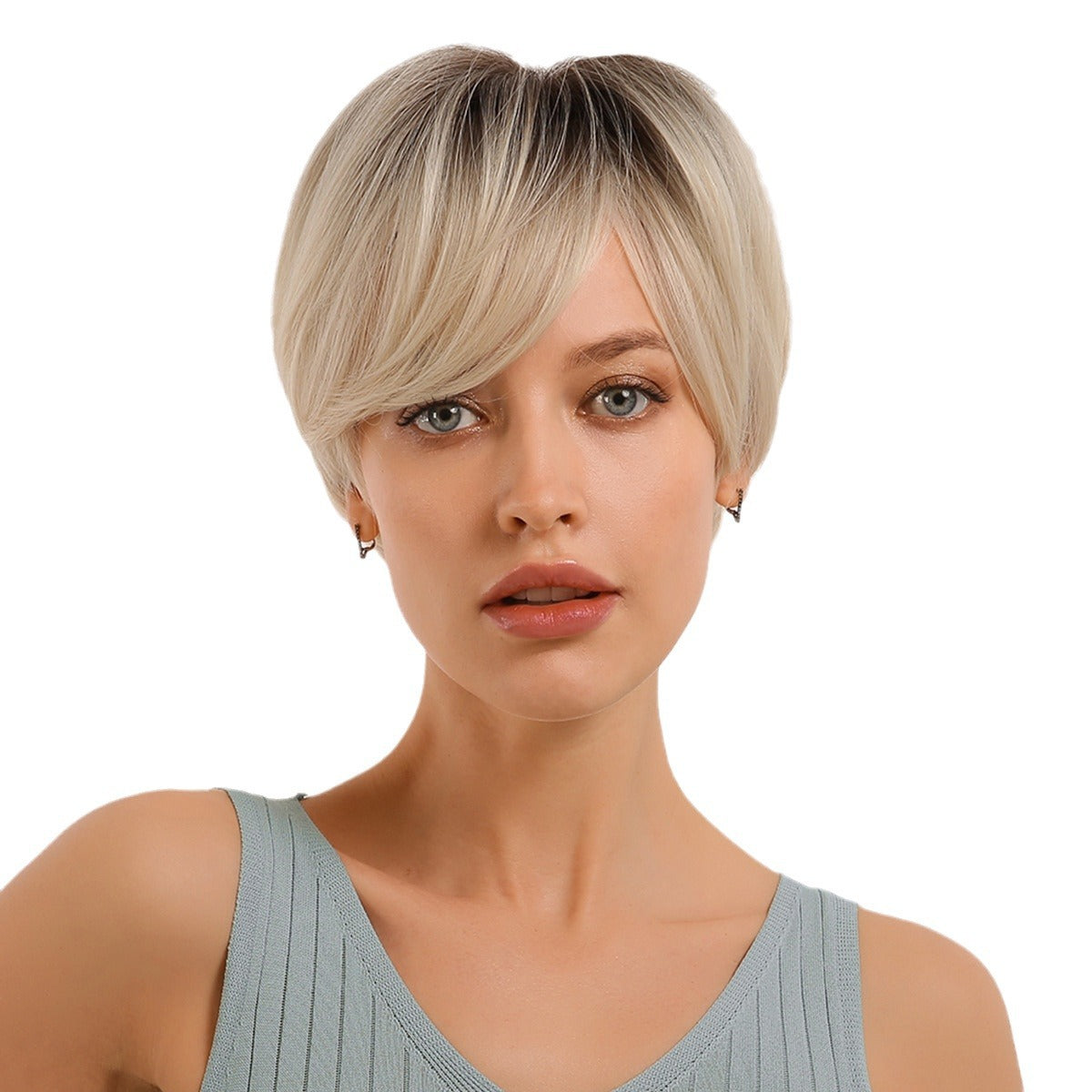 Women's Black Gradient Golden Chemical Fiber Wig Short Straight Hair
