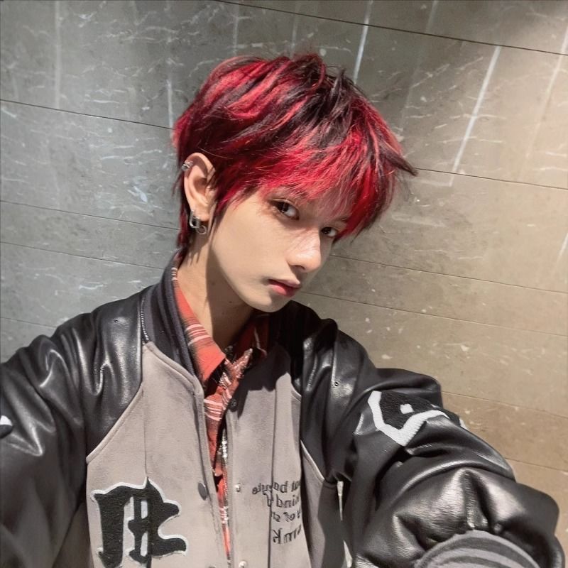 Level Differential Broken Cover Personality Black Red Highlight Men's Wig
