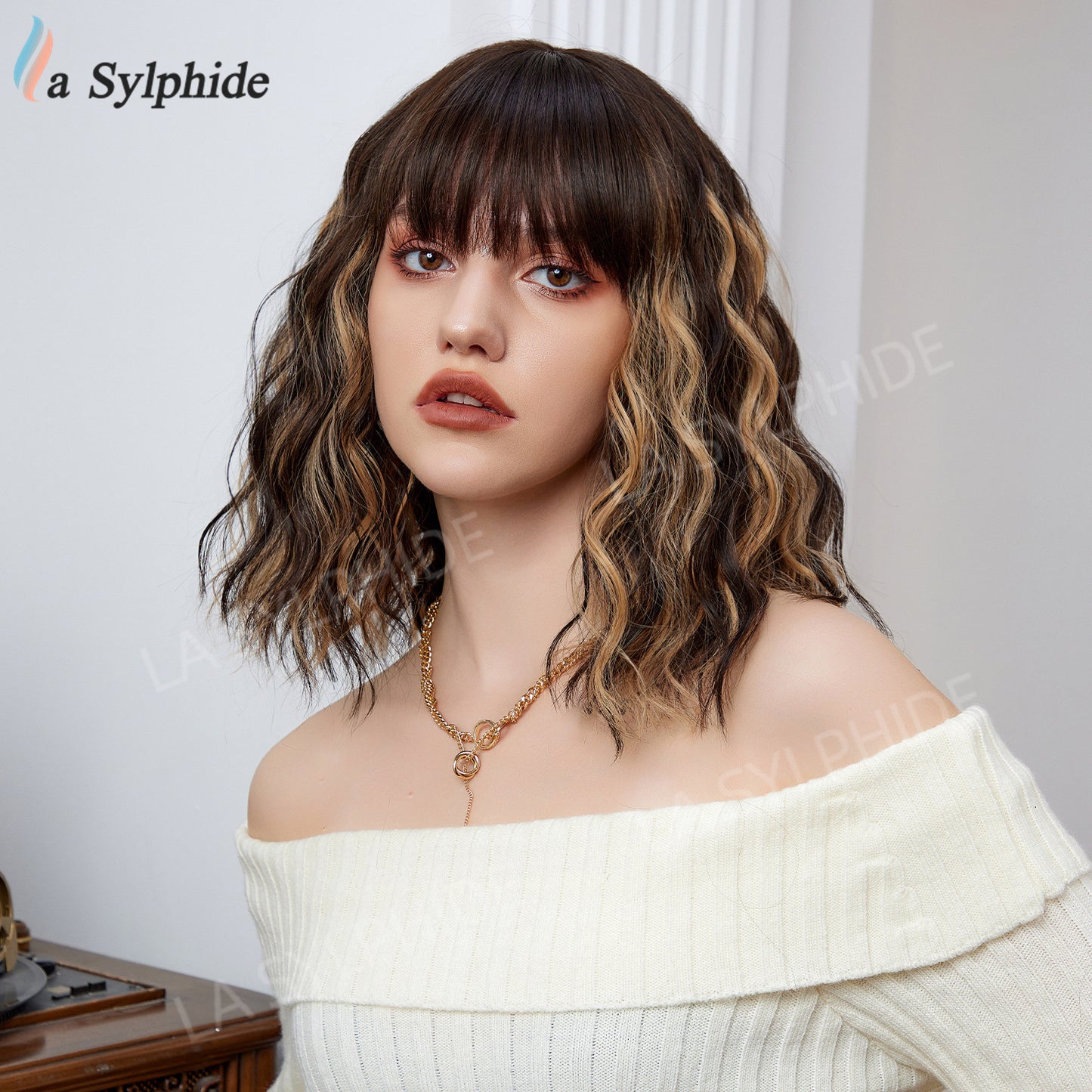 Women's Air Bangs Wavy Water Ripple Wig Short Curly Hair