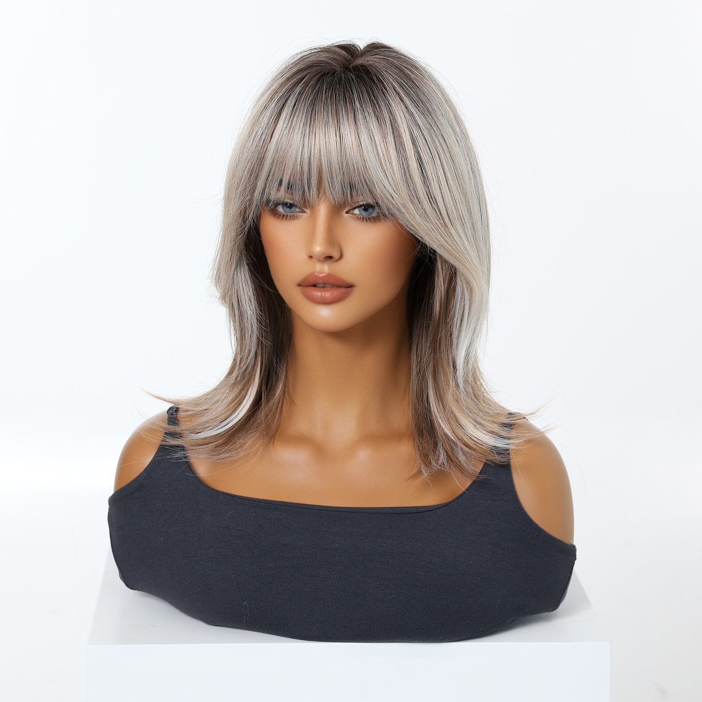 Natural Realistic Lightweight Breathable Summer Gradient Gray Gold Collarbone Length Wig Short Straight Hair