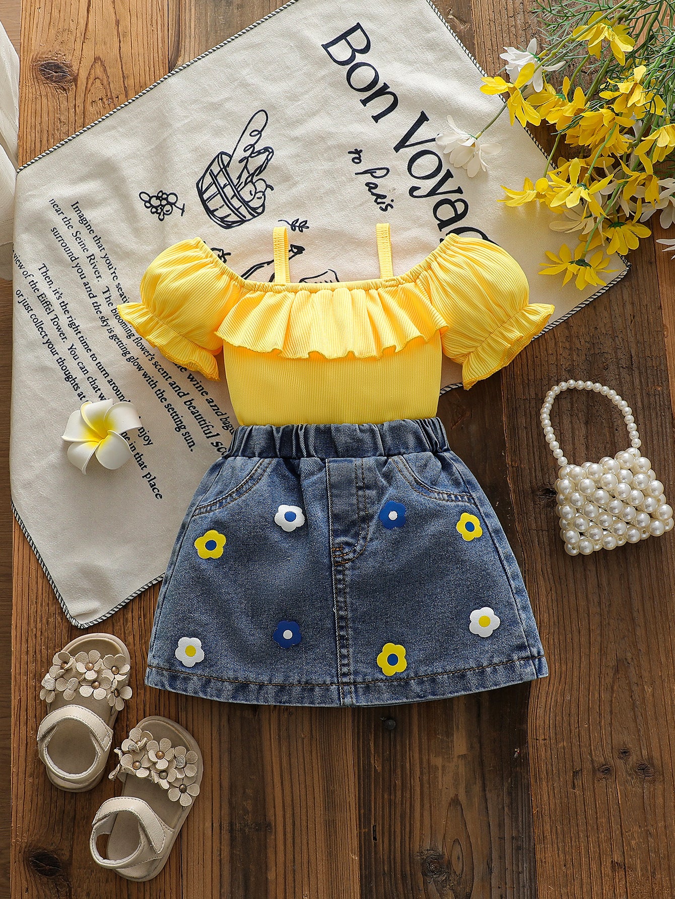 Pastoral Style Lotus Leaf Strap Top Embroidered Children's Suit