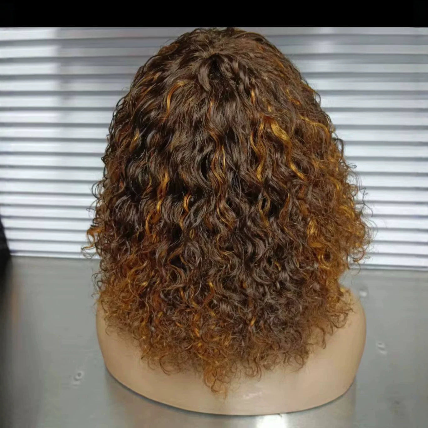 Women's Gradient Color African Small Volume Fluffy Chemical Fiber Silk Synthetic Wig Short Curly Hair