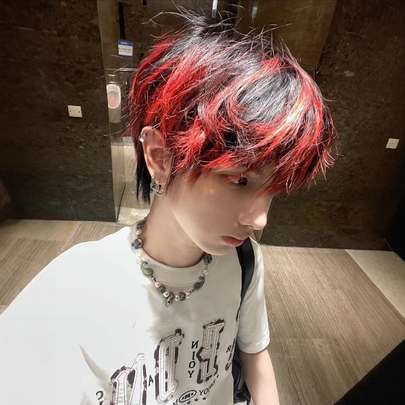 Level Differential Broken Cover Personality Black Red Highlight Men's Wig
