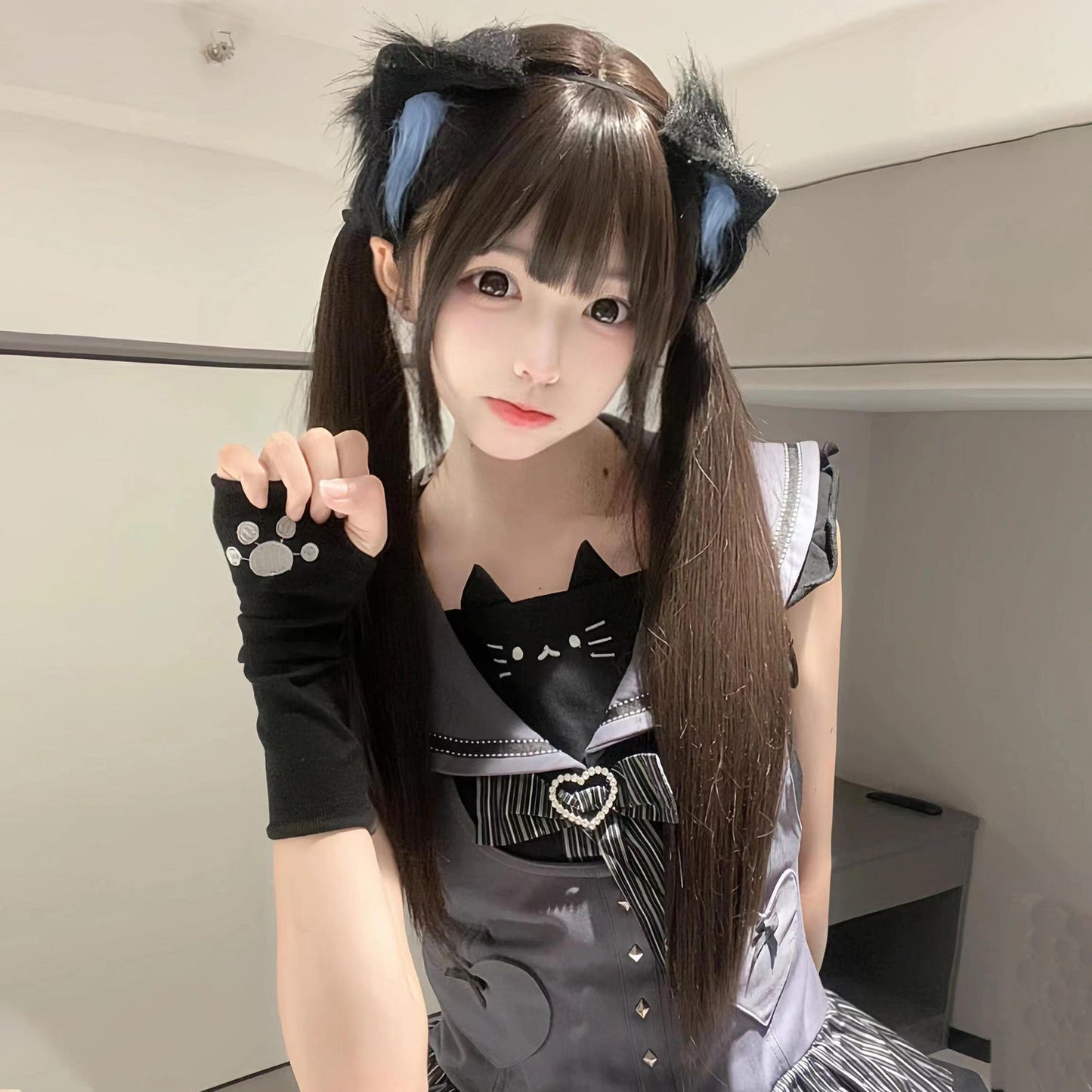 Women's Hair Cute Little Luo Bangs Cold Long Straight Wig