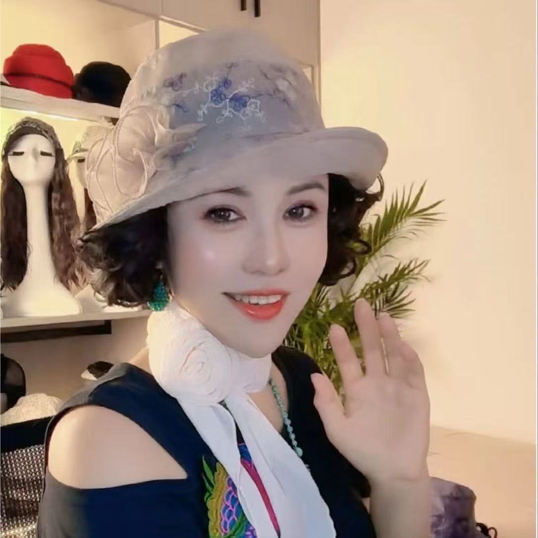 Women's Hat Integrated Bucket Face Slimming Breathable Wig Short Curly Hair