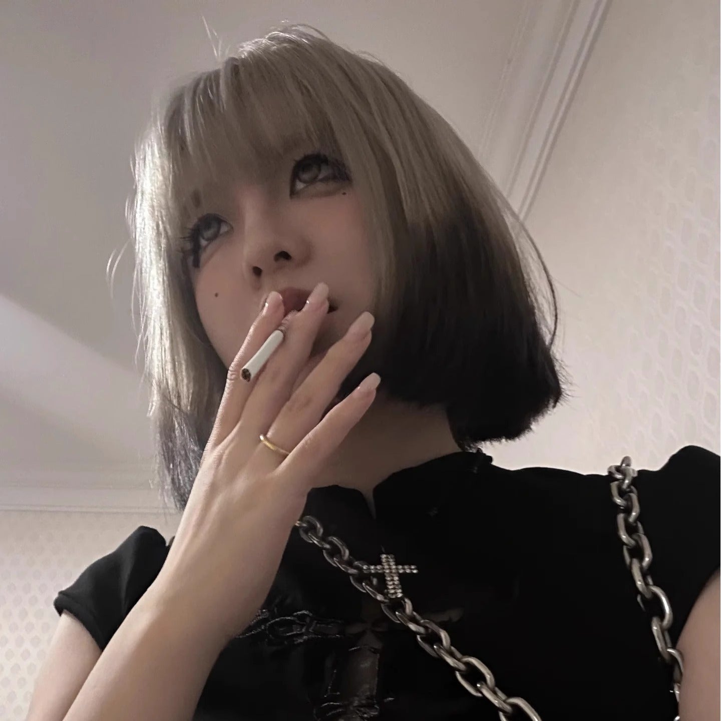 Coney Black Platinum Gradient Asian Culture Female Light Wig Short Straight Hair