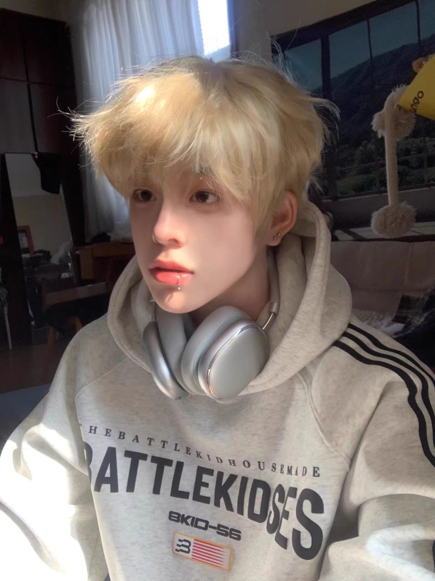 Men's White Gold Color Boys Natural Fluffy Wig Short Straight Hair