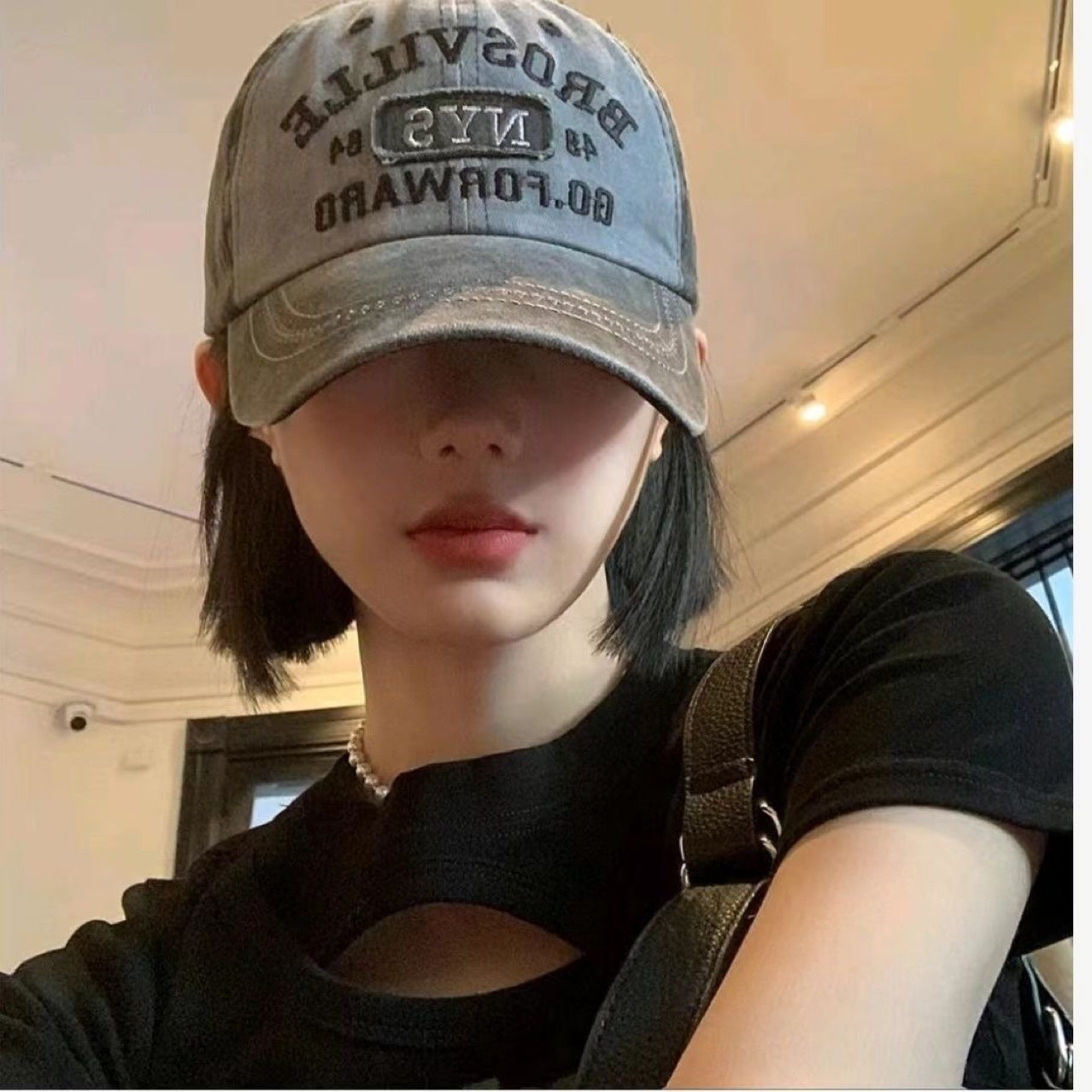 Hat One Female Fashion Natural Realistic Baseball Wig Short Straight Hair