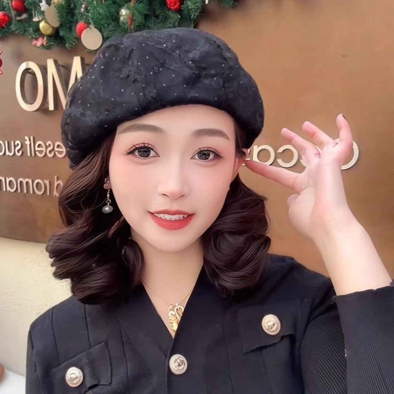 Hat One-piece Lace Beret Western Style Fashion Headgear Wig Short Curly Hair