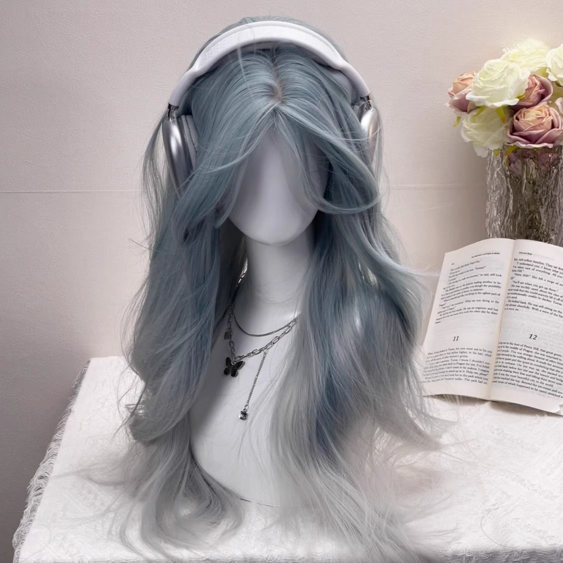 Female Curly Hair Ice Blue Gradient Middle Temperament Cold Wig Long Curls