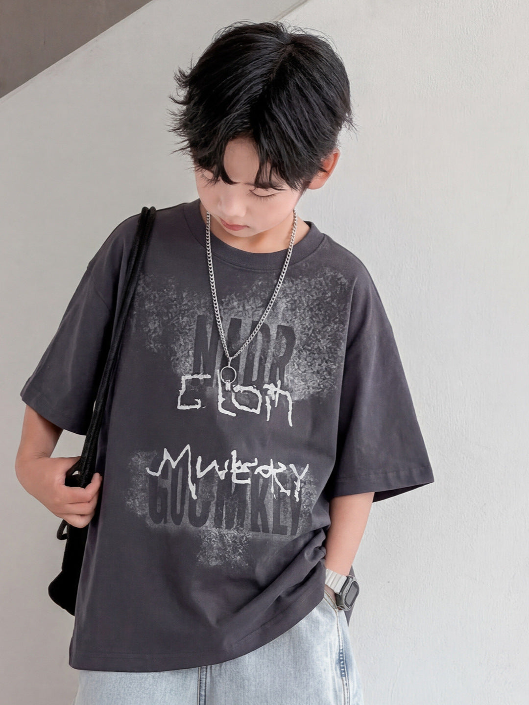 Children's Boy's Short-sleeved Summer Loose Top Boys Middle Children's T-shirt