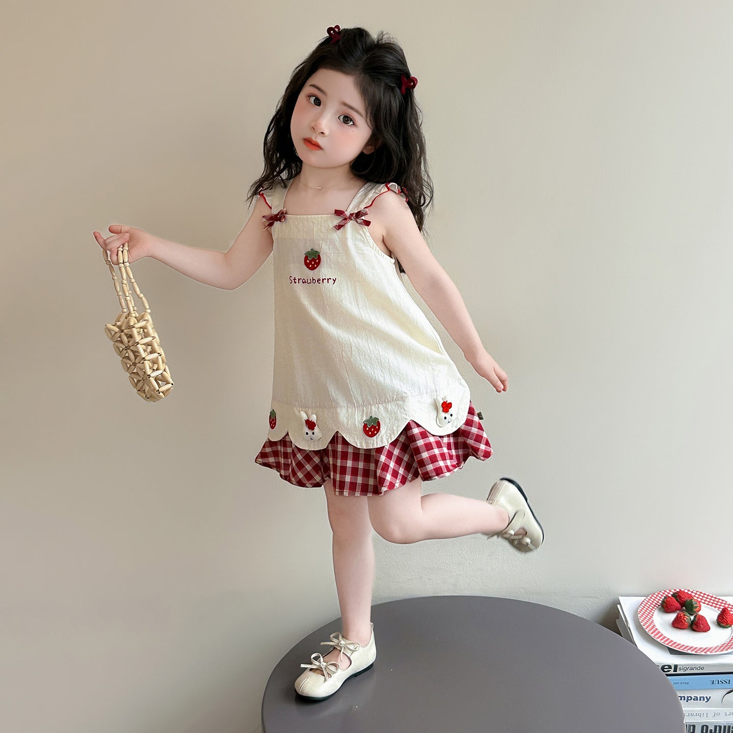 Children's Summer Sweet Strap Strawberry Princess Children's Dress