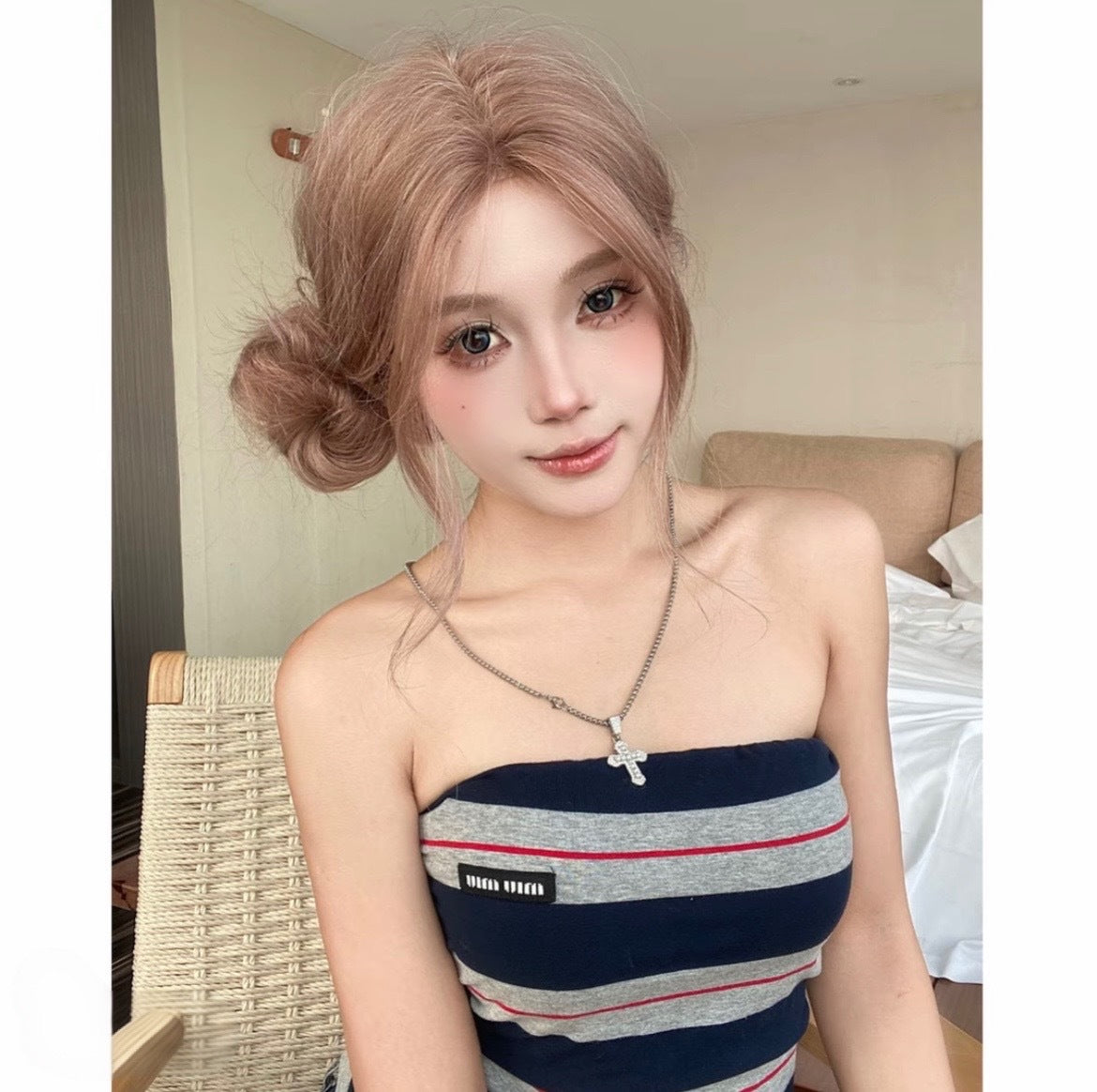Bean Pink Forehead Lace Curly Hair Atmosphere V Face Realistic Wig Long Curls