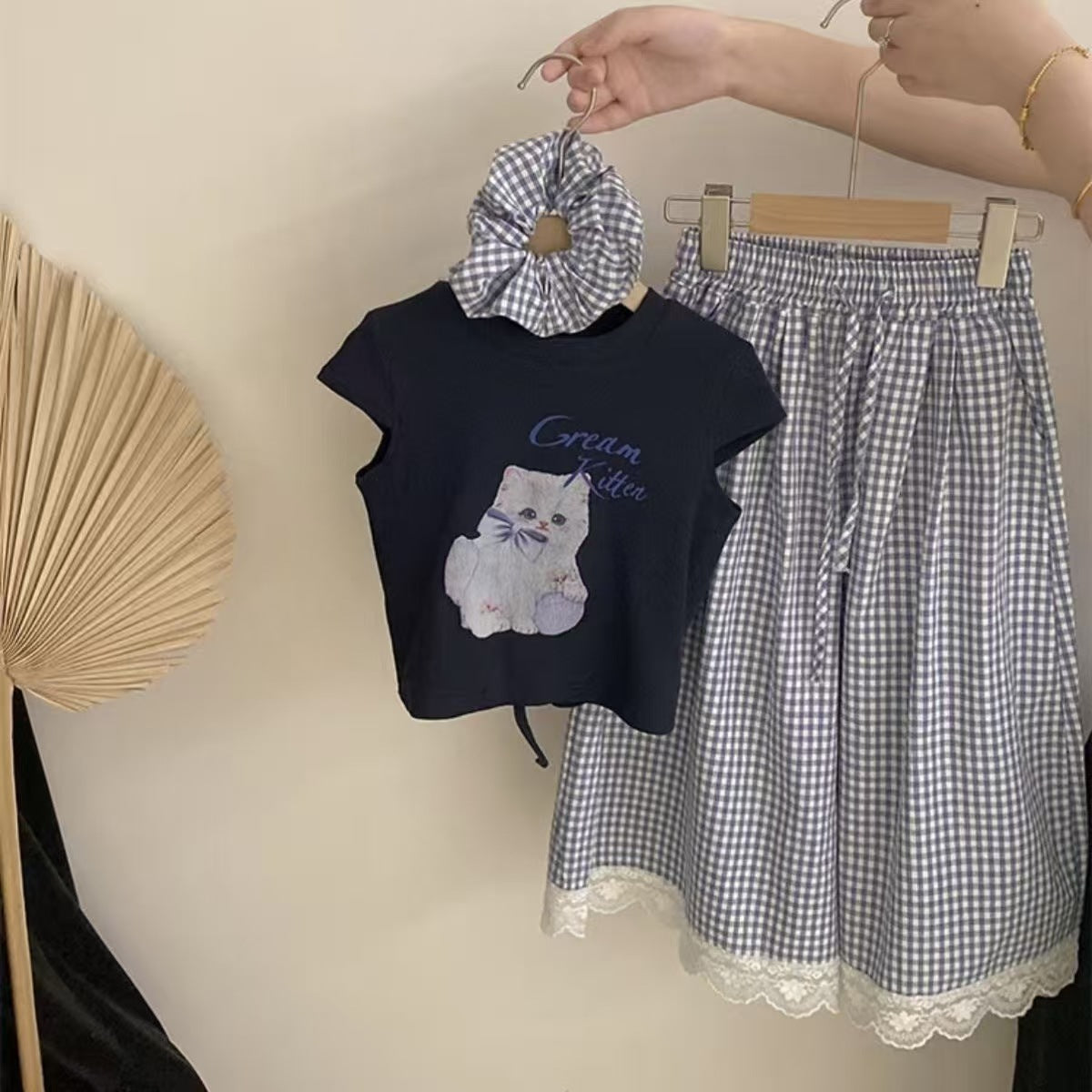 Children's Summer Middle Big Korean Short-sleeved Lace Plaid Stitching Pants Two-piece Children's Suit