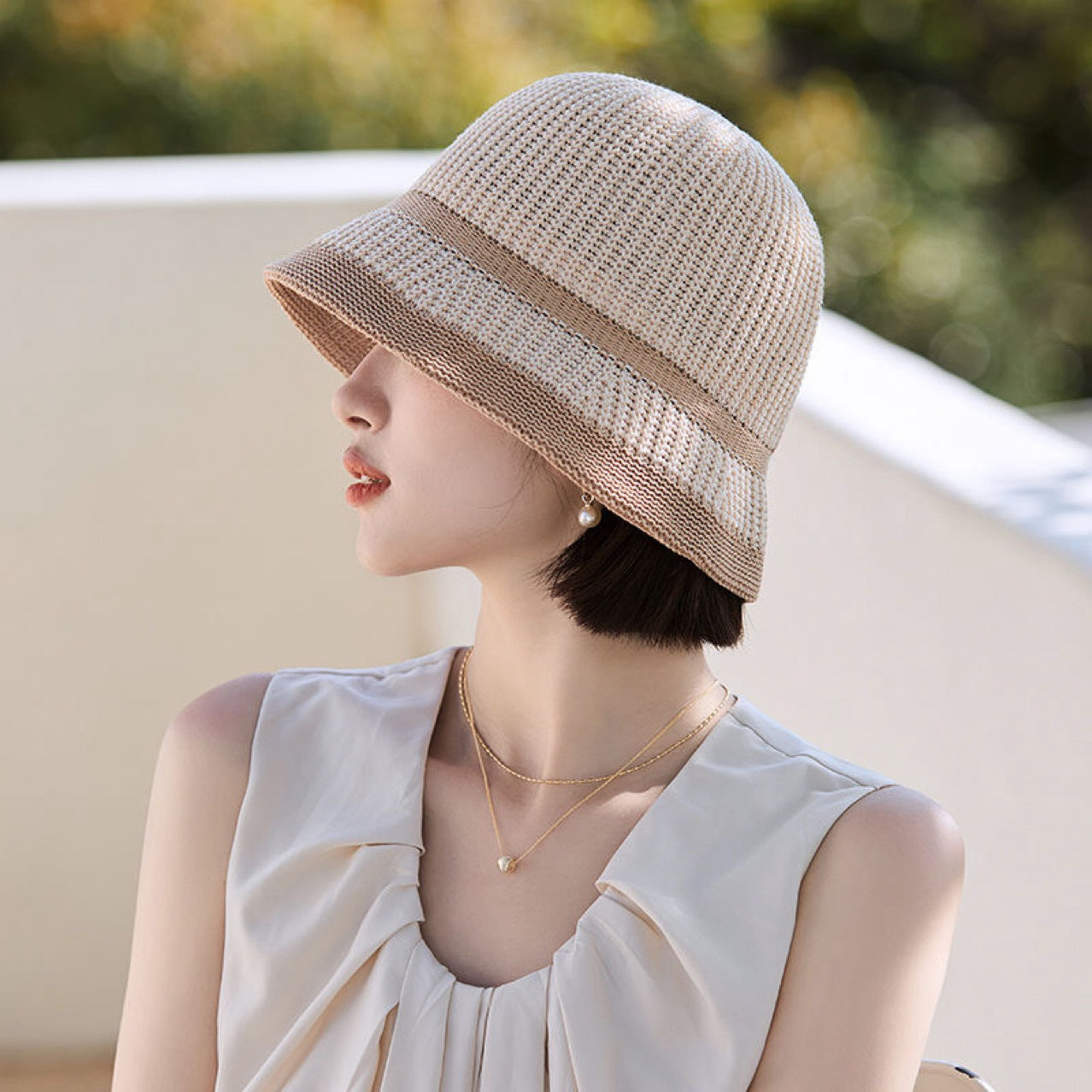 Female Travel Fashion Milk Silk Woven Bucket Wig Short Straight Hair