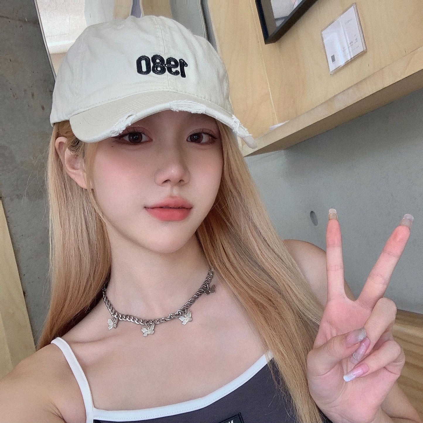 Integrated Female White Gold Color Straight Hair Baseball Cap Small Wig Long Curls