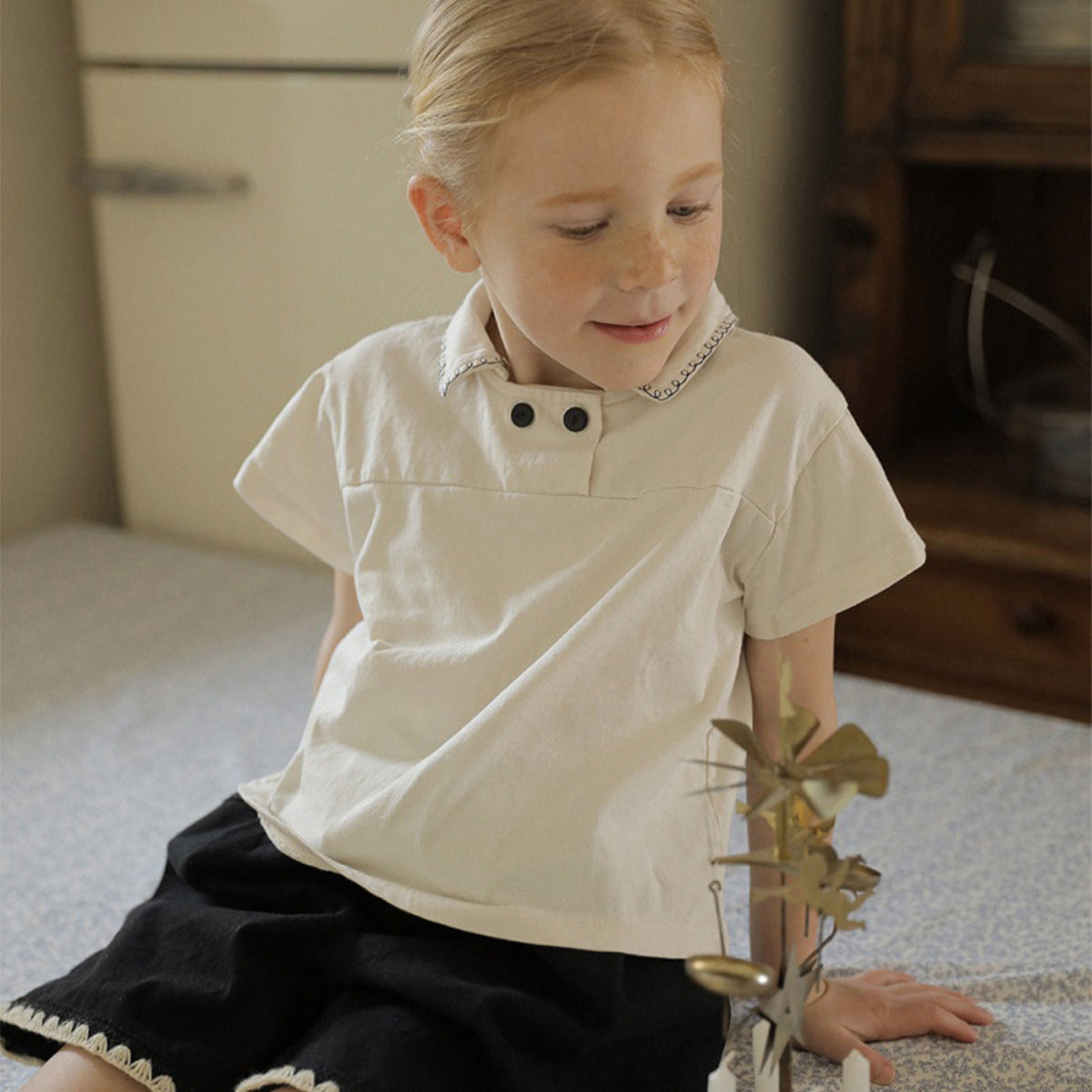 Style Graceful Embroidery Peter Pan Collar Short Sleeve Children's T-shirt