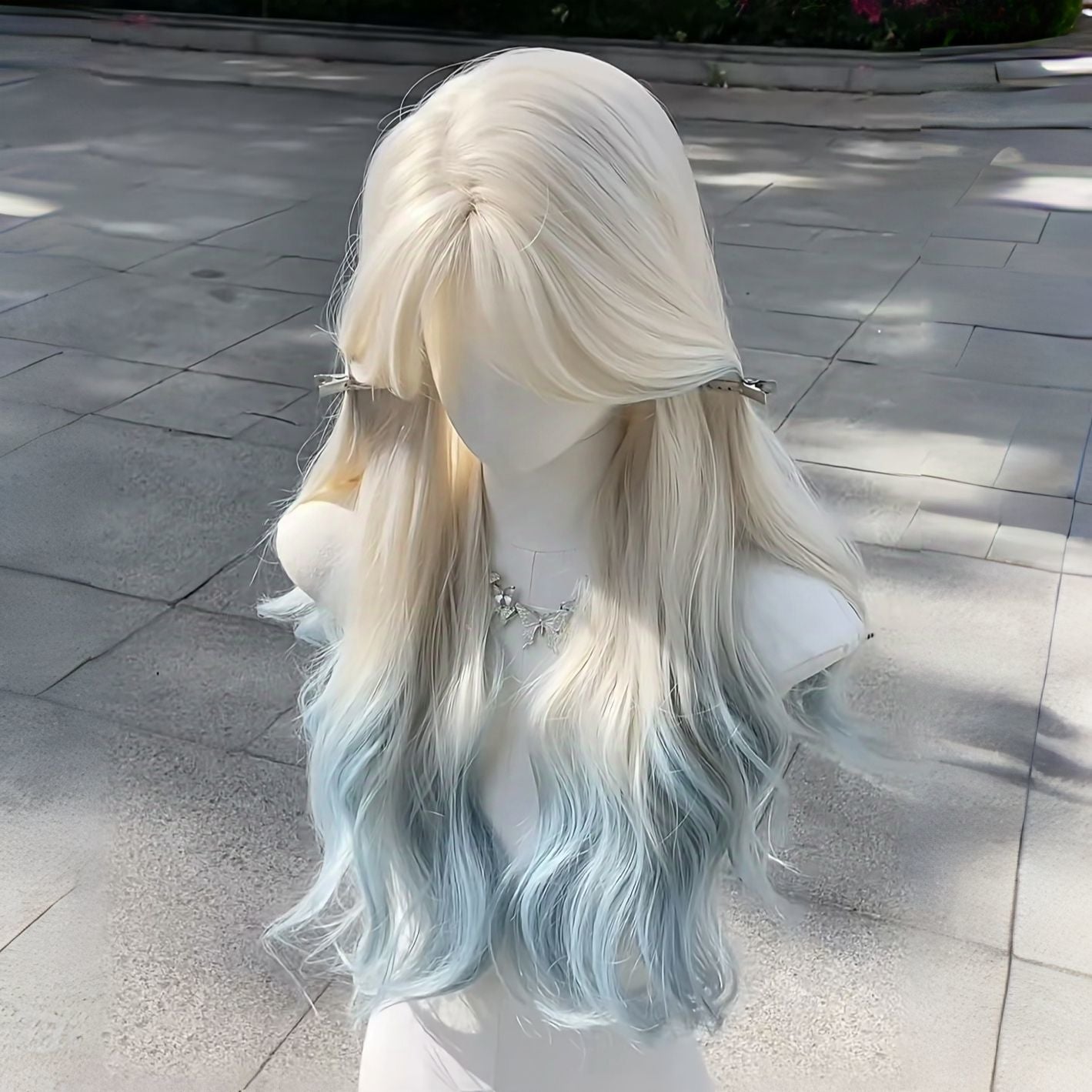 Female Platinum Color Gradient Blue Medium Atmosphere Temperament Wig Long Curls