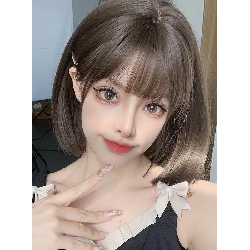 Women's Round Face Trimming Full Head Realistic Wig Short Straight Hair