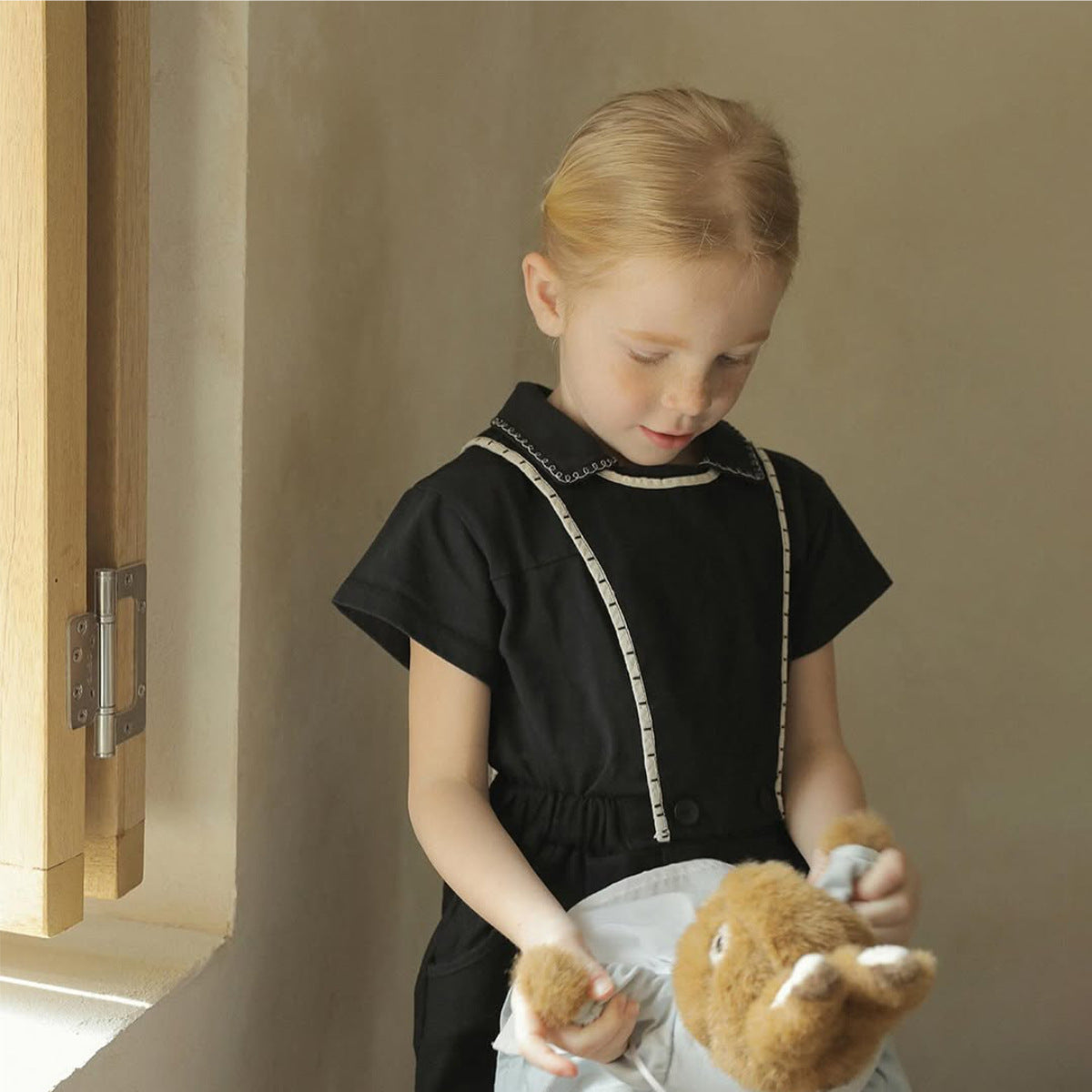 Style Graceful Embroidery Peter Pan Collar Short Sleeve Children's T-shirt
