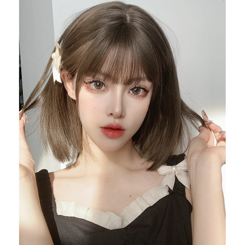 Women's Round Face Trimming Full Head Realistic Wig Short Straight Hair