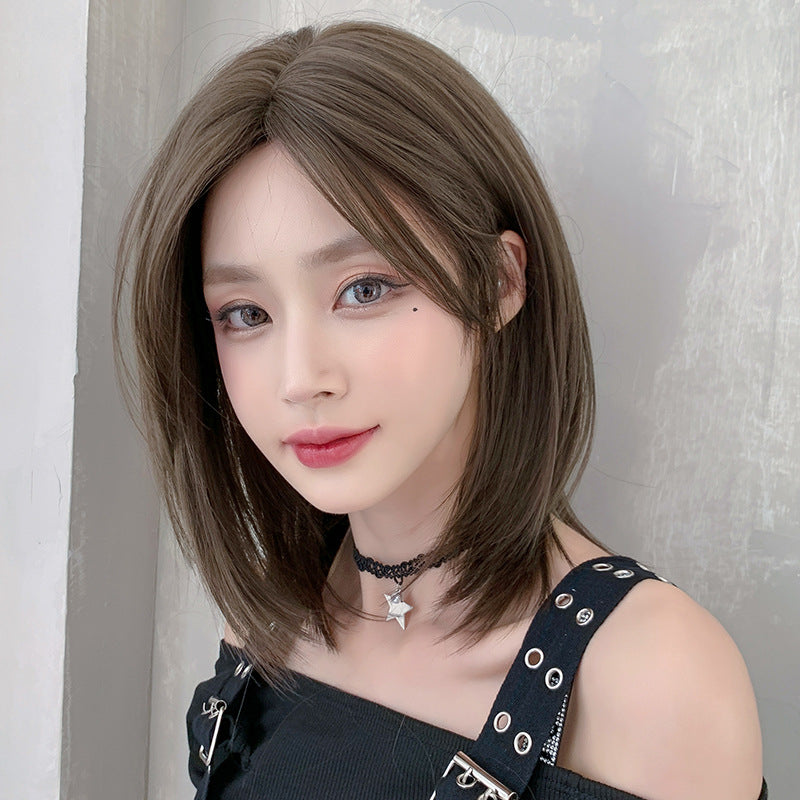 Women's Medium Long Trimming Collarbone Length Haircut Wig Short Straight Hair