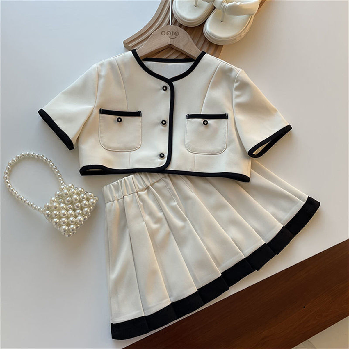 Children's Summer Small Solid Color Two-piece Set Short Sleeve Top Pleated Children's Suit