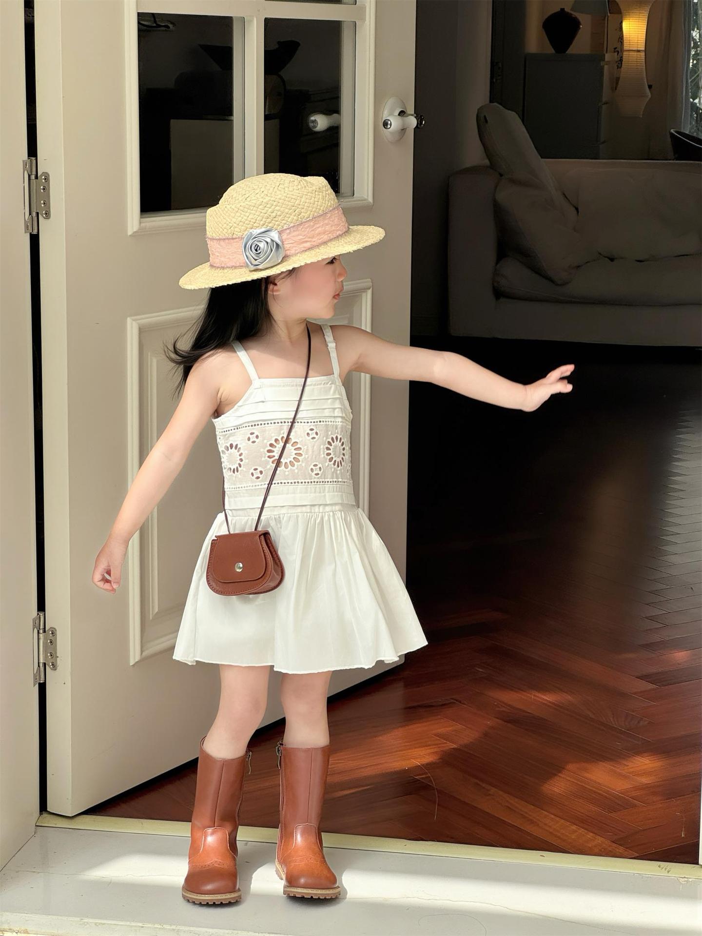 Summer Seaside Vacation Style Embroidered Suspender Skirt White Elegant Princess Children's Dress