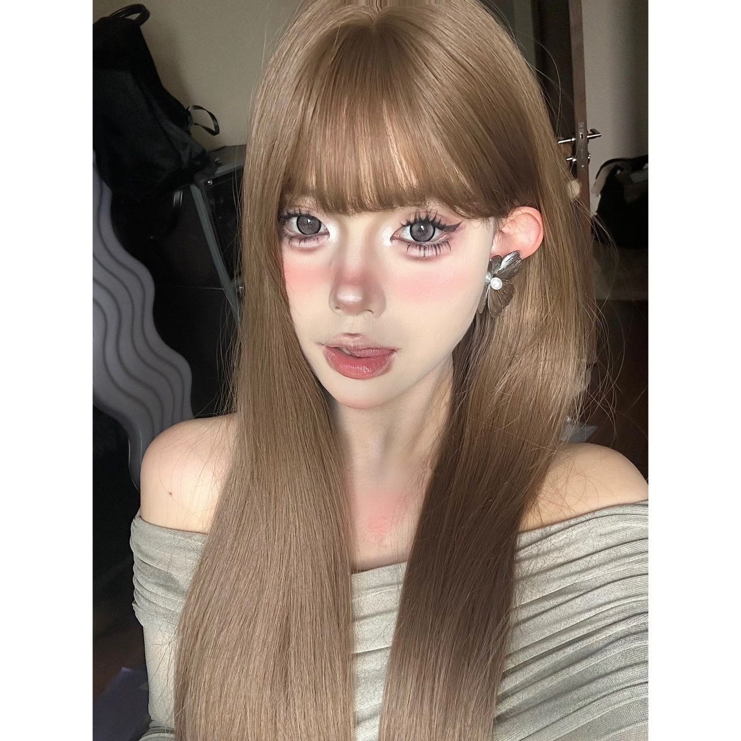 Women's Pure Desire To Show White Hair Long Straight Wig