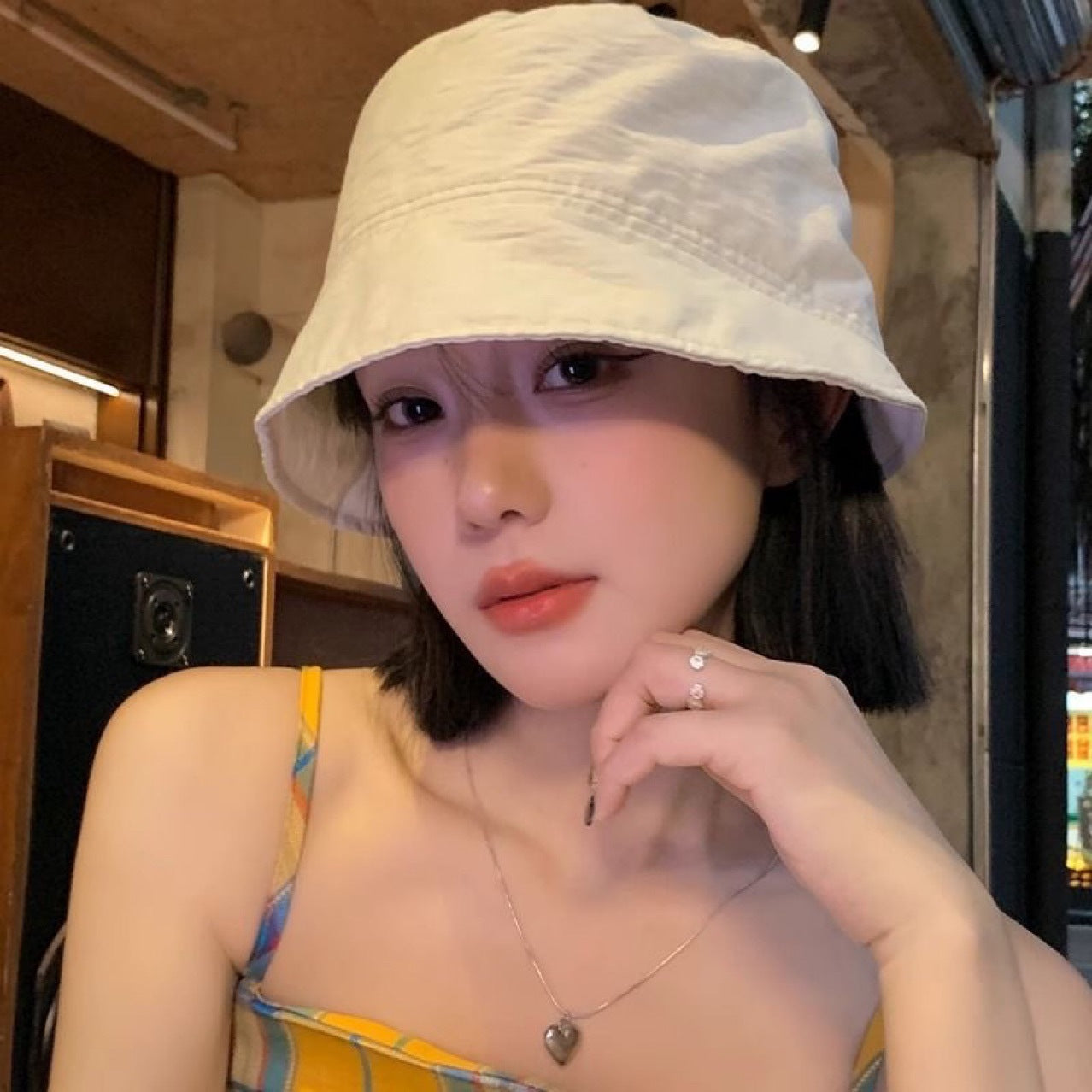 Hat One-piece Real Human Style Face Slimming Wig Short Straight Hair