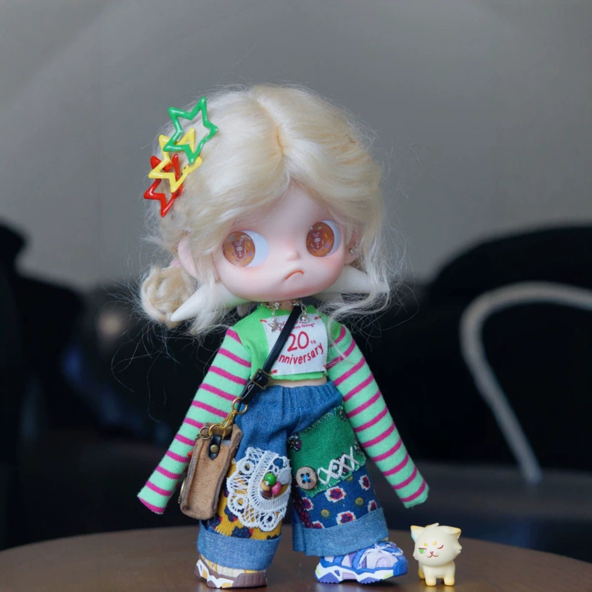 Platinum Curly Hair Action Figure Yearning Doll Cos Wig