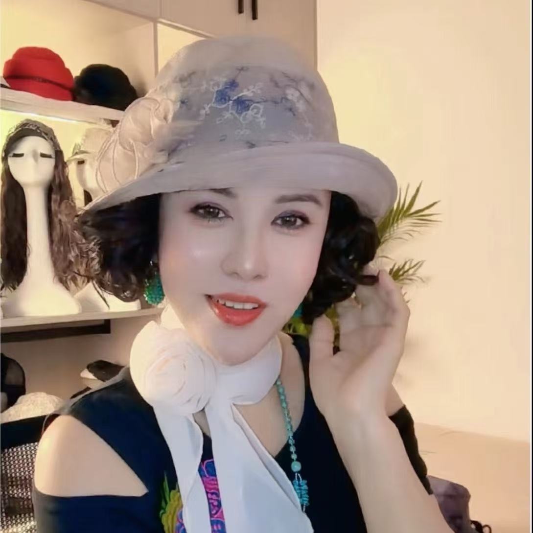 Women's Hat Integrated Bucket Face Slimming Breathable Wig Short Curly Hair