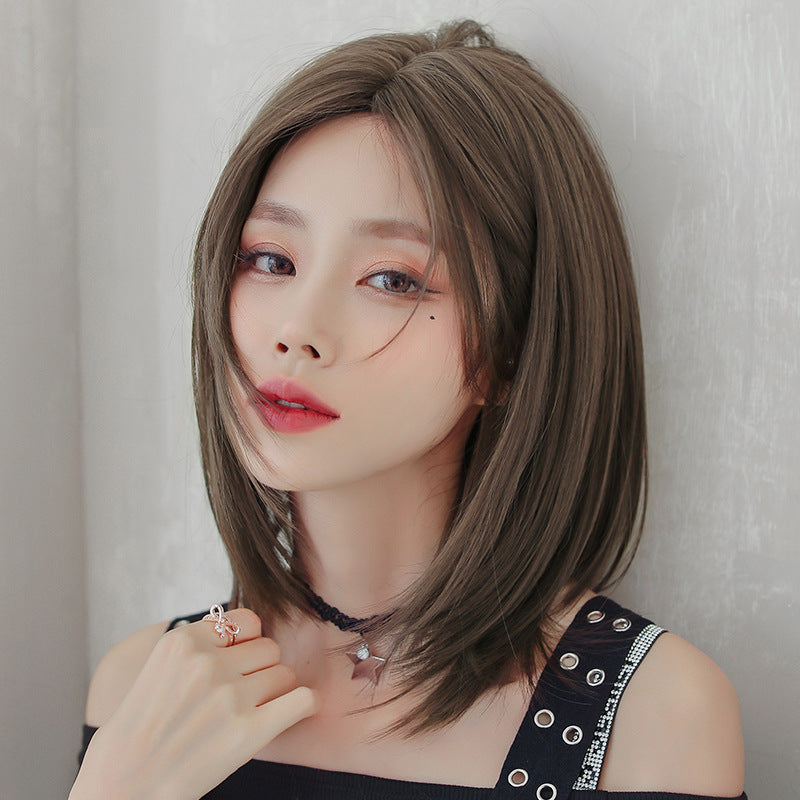 Women's Medium Long Trimming Collarbone Length Haircut Wig Short Straight Hair