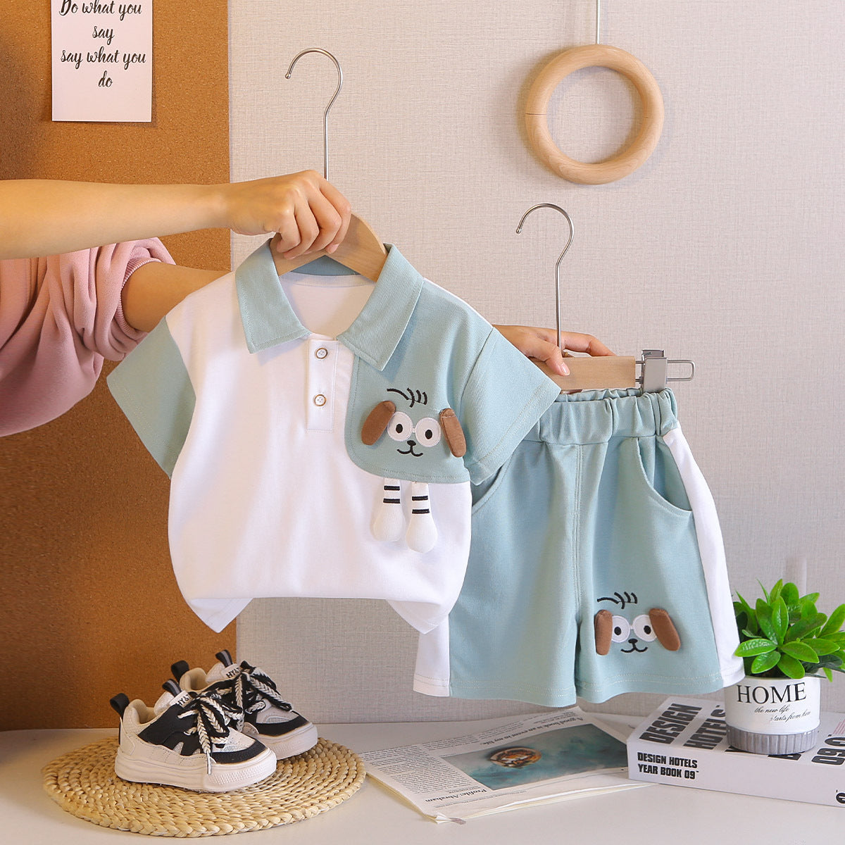 Big Eye Dog Short Sleeve Western Style One Year Old Children's Suit