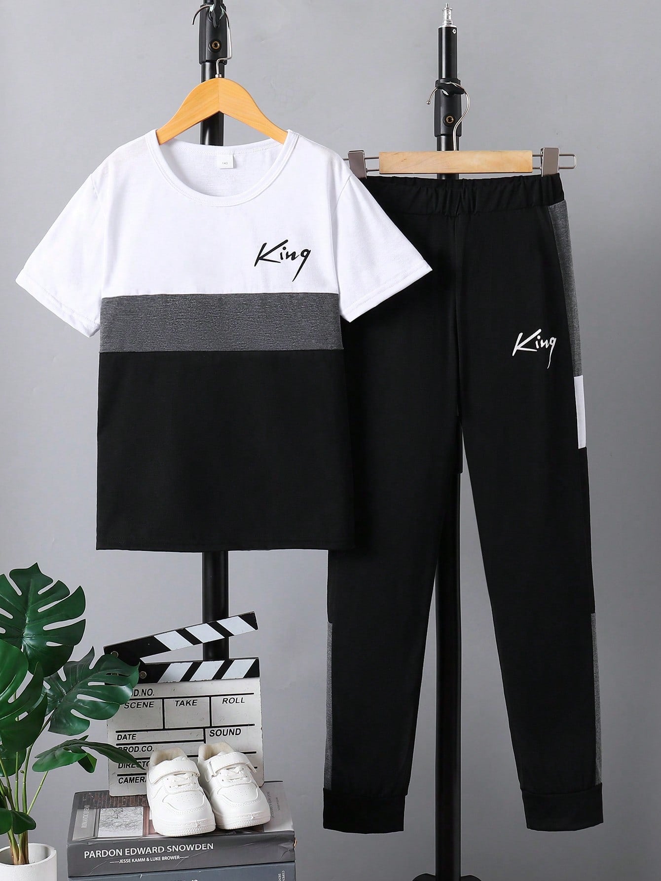 Men's Medium Big With Brown Letters Short Sleeve Lengthened Blouse Pants Children's Suit