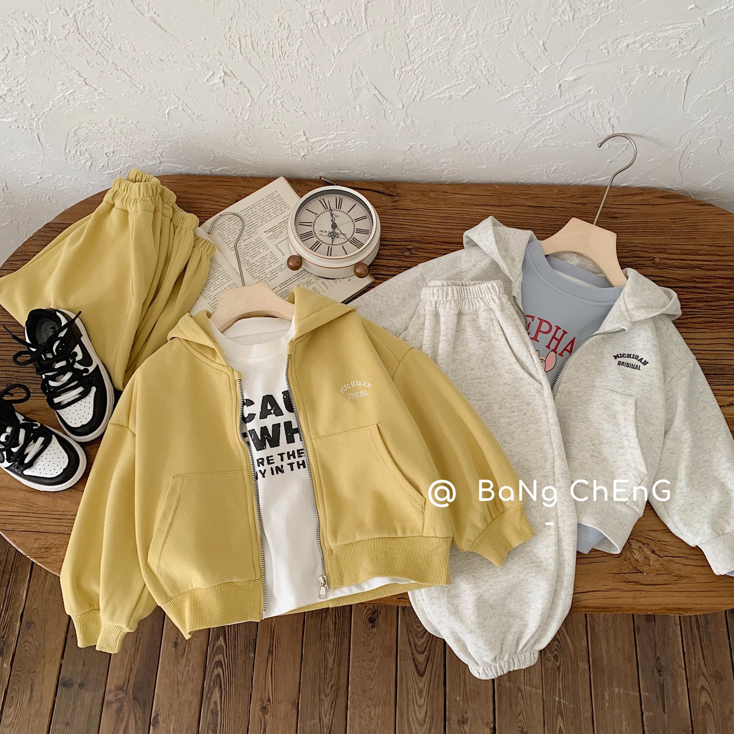 Children's Autumn Clothing Solid Color Two-piece Set Letter Embroidery Jacket Casual Children's Suit