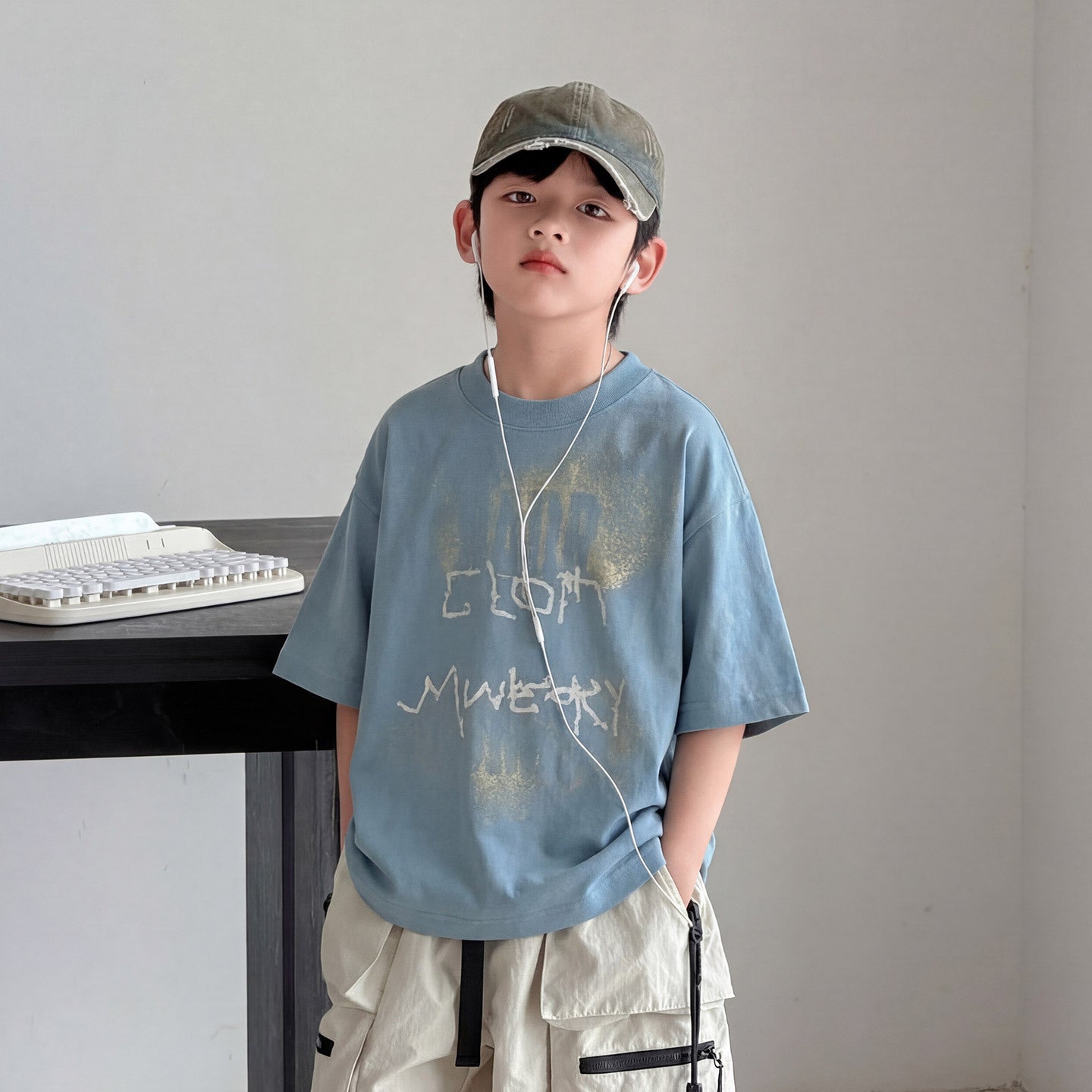 Children's Boy's Short-sleeved Summer Loose Top Boys Middle Children's T-shirt